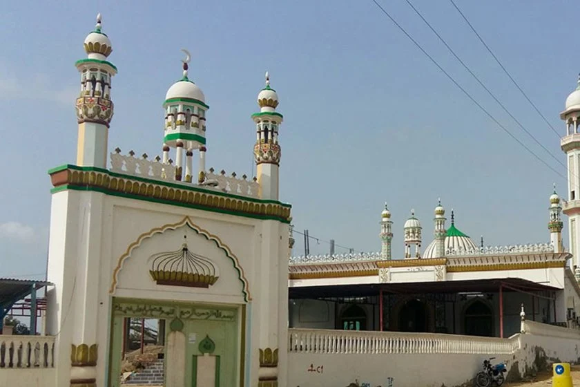 مسجد جامع تیس یکی از دیدنی های چابهار