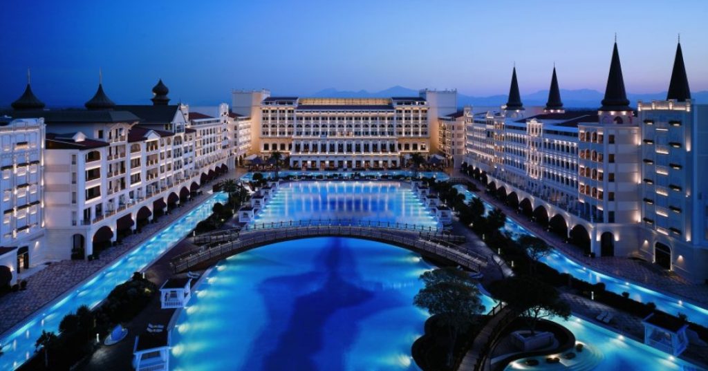 اهمیت انتخاب هتل در خرید تور لحظه آخری استانبول