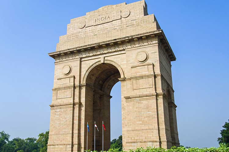دروازه هند یکی از جاذبه های گردشگری هند