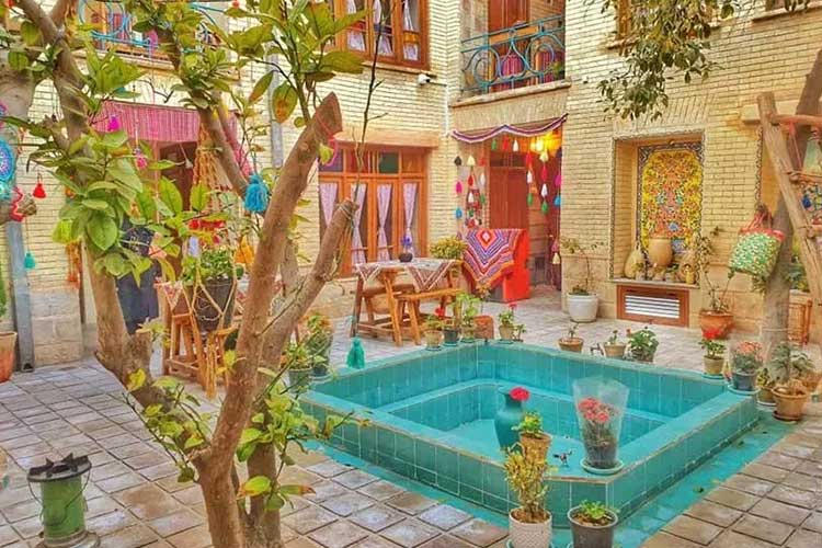 بهترین اقامتگاه های بومگردی شیراز