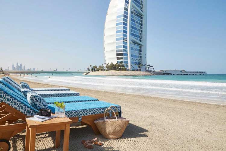 چرا ساحل جمیرا یکی از جاذبه‌های گردشگری دبی است؟